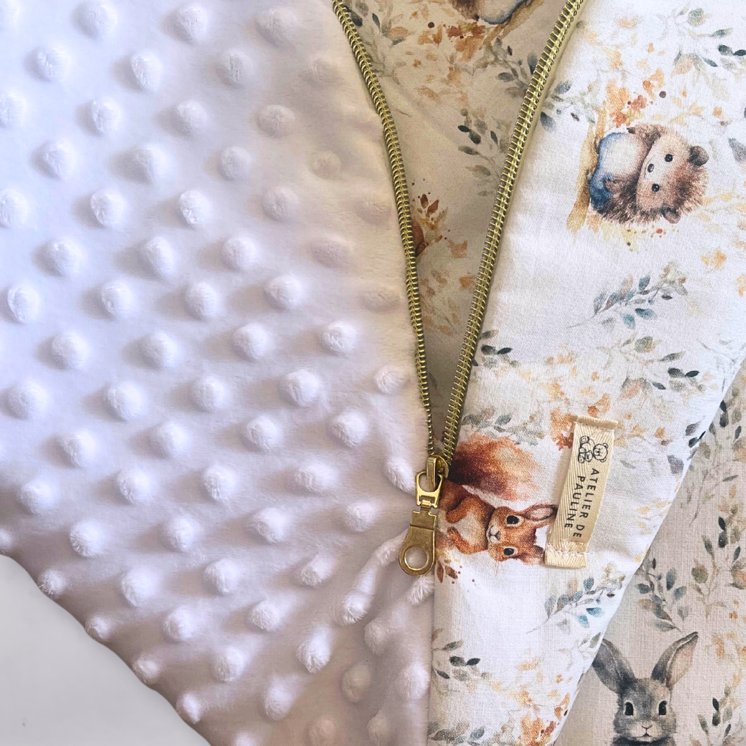 Sleeveless sleeping bag